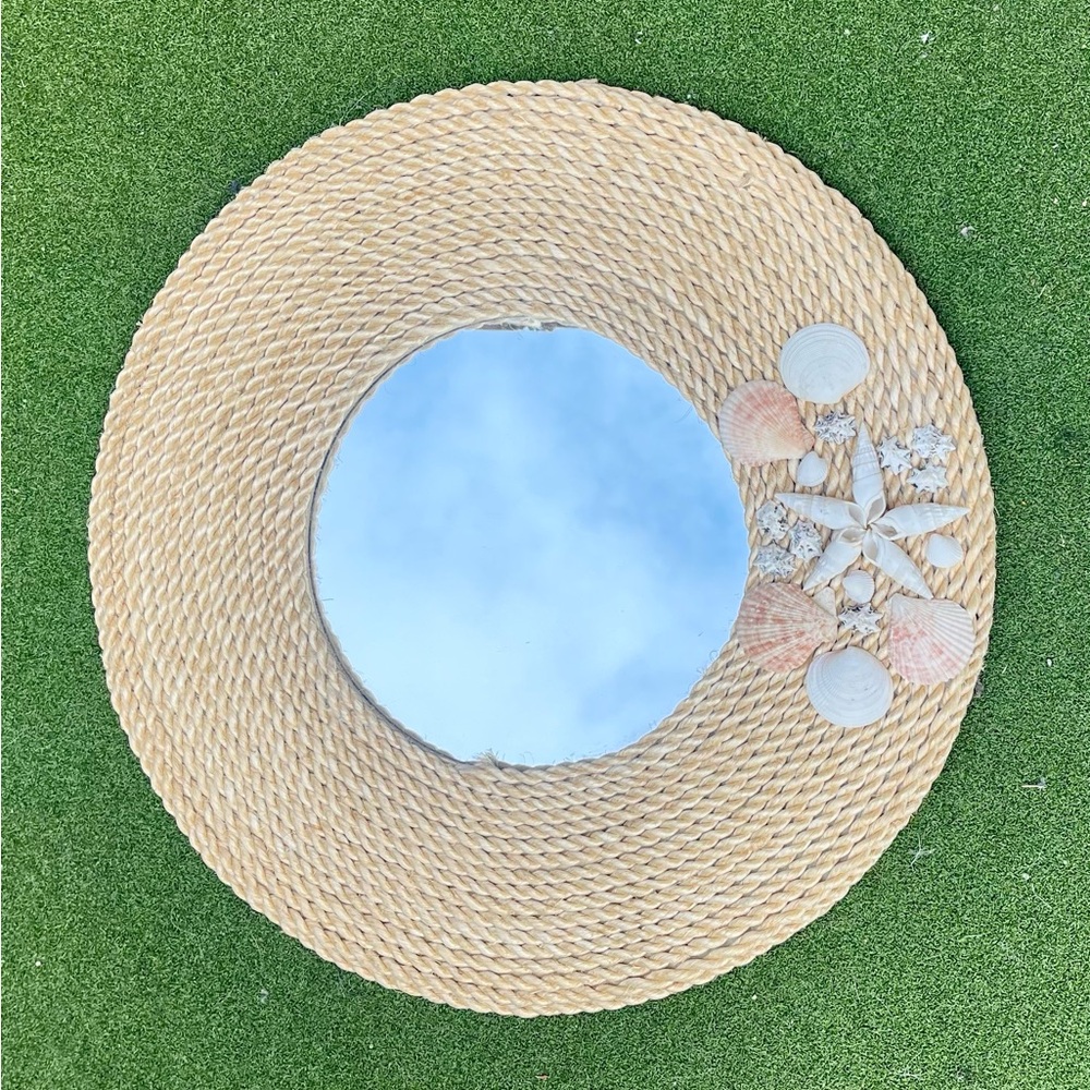 Natural Woven Rattan Round Wall Mirror with Starfish Designs